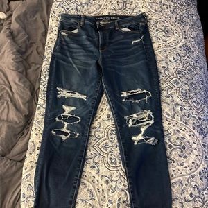 American eagle distress jegging